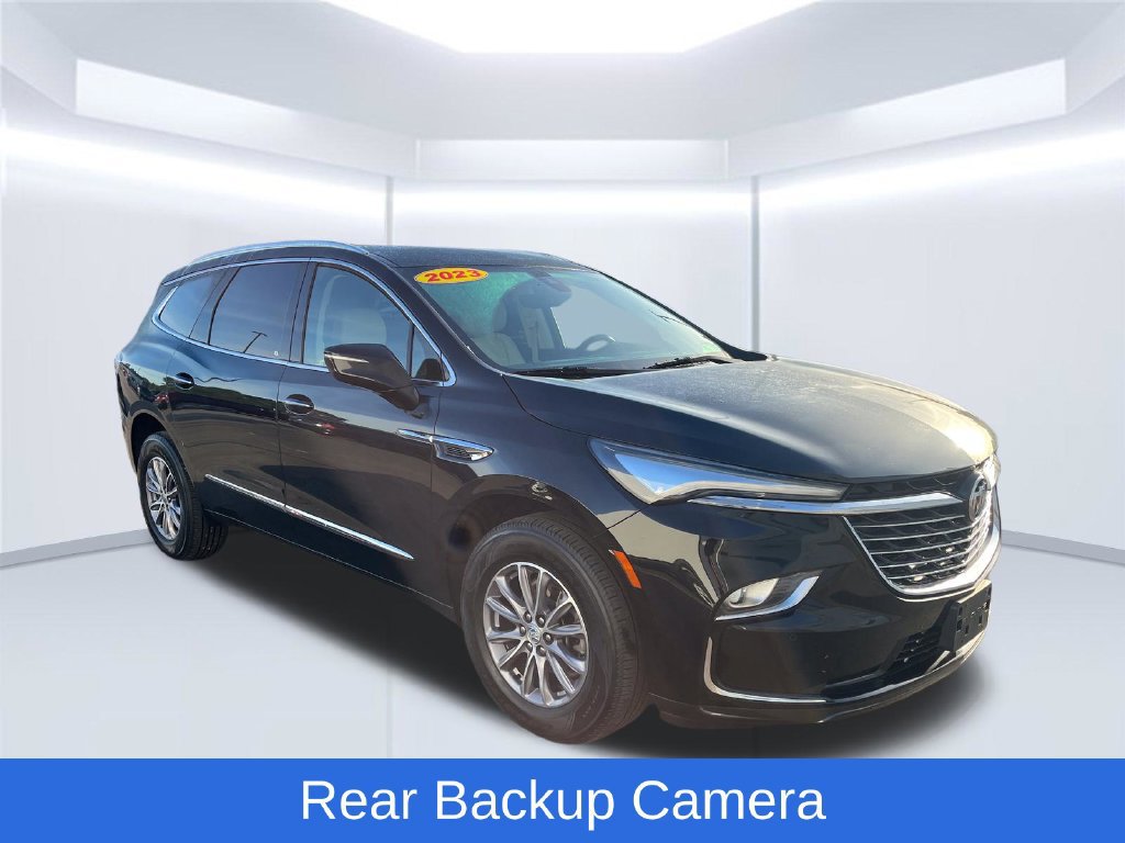 Used 2023 Buick Enclave Essence AWD/4WD image 9