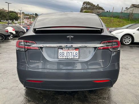 Used 2017 Tesla Model X 75D image 4