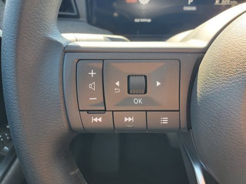 New 2025 Nissan Kicks SV image 14