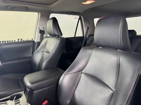 Used 2020 Toyota 4Runner Limited RWD image 10