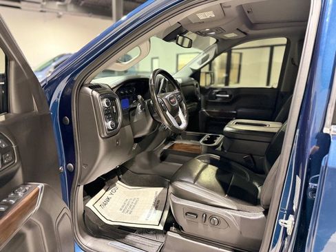 Used 2019 GMC Sierra 1500 SLT w/ SLT Premium Package AWD/4WD image 14