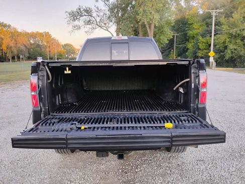 Used 2014 Ford F150 FX4 w/ Equipment Group 402A Luxury image 9