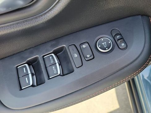 Certified 2023 Honda HR-V Sport image 19