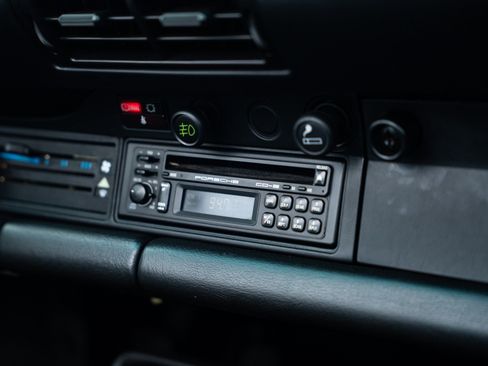 Used 1989 Porsche 911 Targa RWD image 21