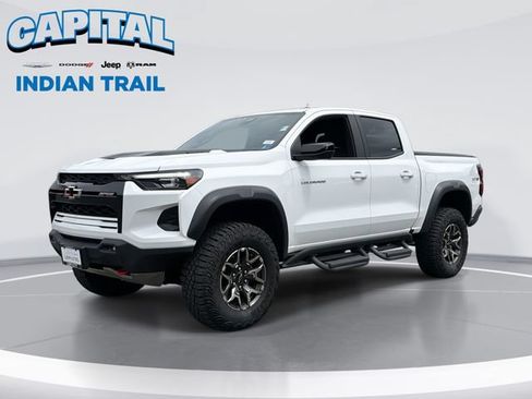 Used 2025 Chevrolet Colorado ZR2 AWD/4WD image 1