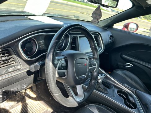 Used 2018 Dodge Challenger R/T Plus RWD image 11
