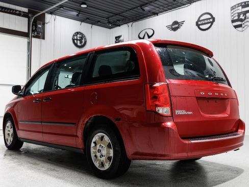 Used 2013 Dodge Grand Caravan American Value Package image 4