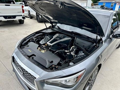 Used 2018 INFINITI Q50 Red Sport 400 w/ Sensory Package (Sport) AWD/4WD image 18