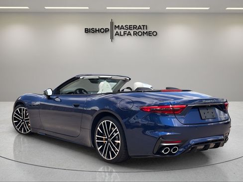 Used 2024 Maserati GranCabrio Trofeo AWD/4WD image 3