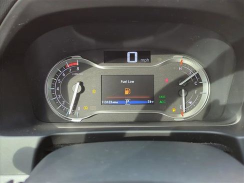 Used 2016 Honda Pilot Touring image 12