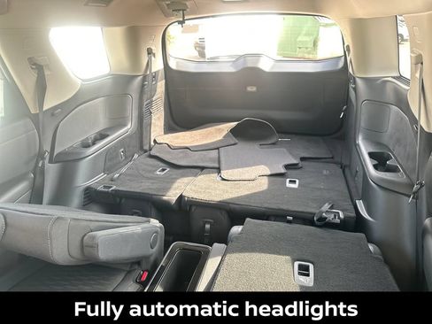 Certified 2025 Nissan Pathfinder SV w/ SV Premium Package FWD image 20