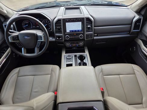 Used 2021 Ford Expedition XLT RWD image 9