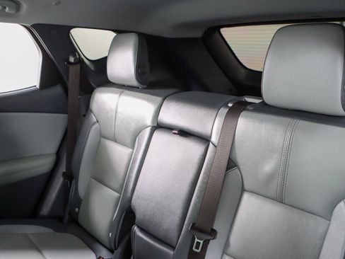 Used 2019 Chevrolet Blazer LT w/ Sound & Technology Package FWD image 26