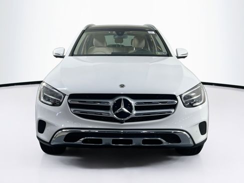 Used 2021 Mercedes-Benz GLC 300 4MATIC image 2