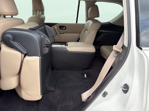 Used 2020 Nissan Armada SL w/ Premium Package RWD image 39