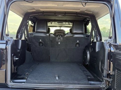 Used 2018 Jeep Wrangler Unlimited Rubicon AWD/4WD image 7
