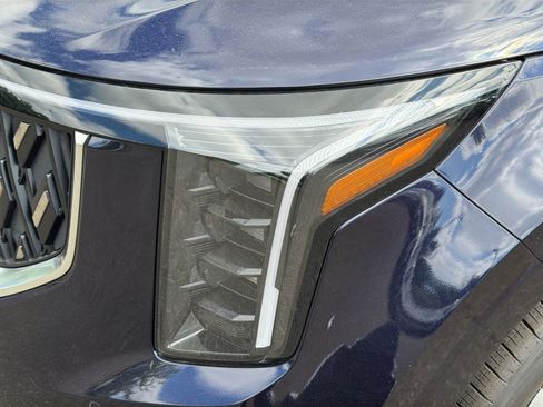 New 2026 Kia Carnival EX FWD image 13
