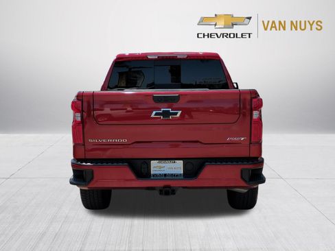 Used 2025 Chevrolet Silverado 1500 RST w/ Convenience Package II RWD image 6