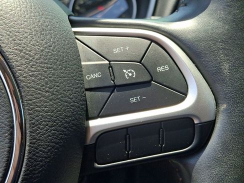 Used 2018 Jeep Compass Limited w/ Navigation Group AWD/4WD image 22