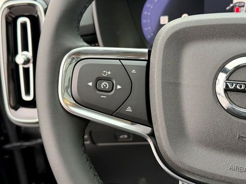 New 2026 Volvo EX40 Plus w/ Climate Package image 26