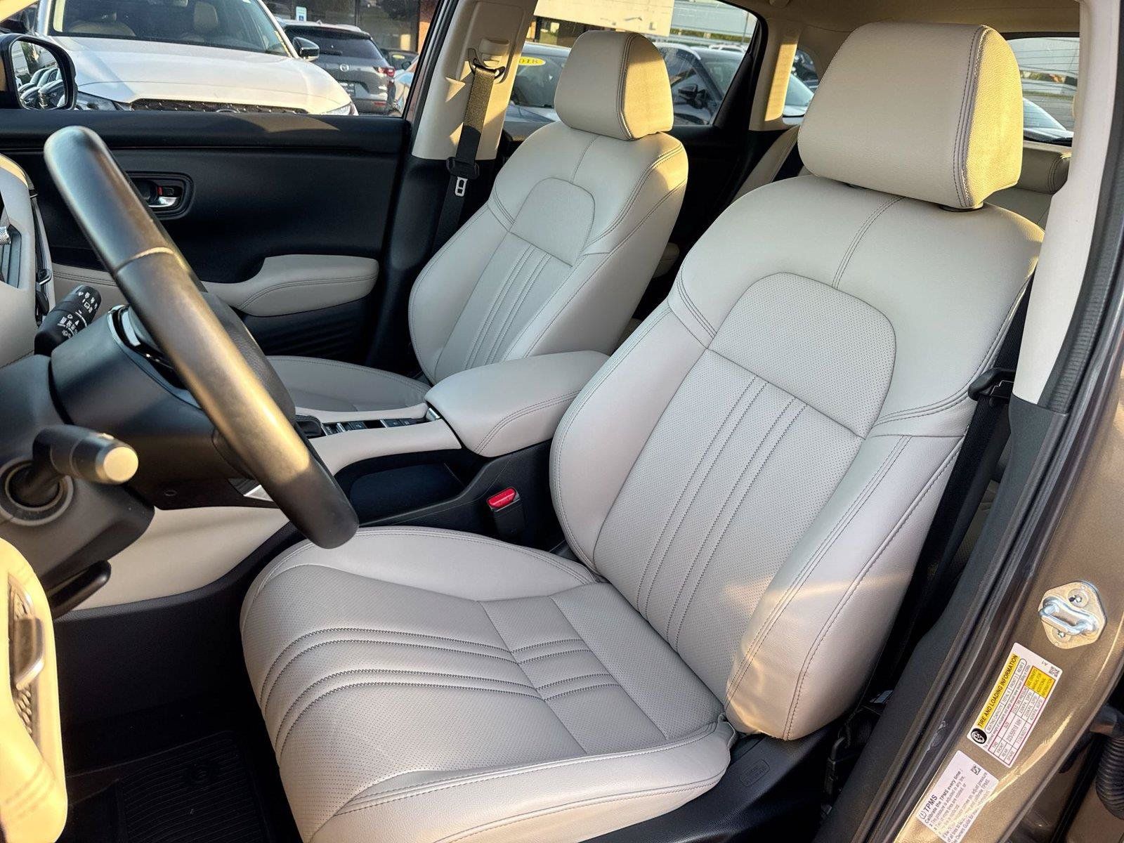 Used 2026 Honda HR-V EX-L image 4