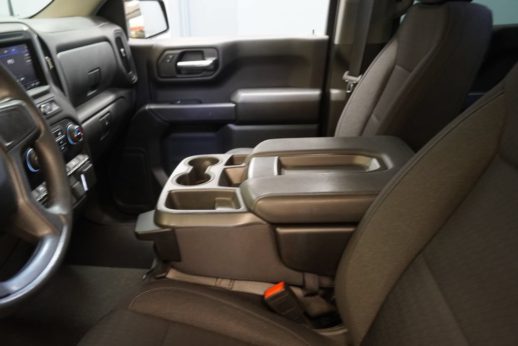 Used 2023 Chevrolet Silverado 1500 Custom Trail Boss w/ 2.7L Blackout Package AWD/4WD image 7