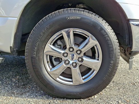 Used 2019 Ford F150 XLT w/ Equipment Group 302A Luxury image 8