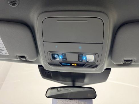 Used 2023 Ford Explorer XLT w/ Equipment Group 202A image 31