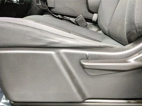 Used 2019 Chevrolet Silverado 1500 Custom w/ Custom Value Package image 15