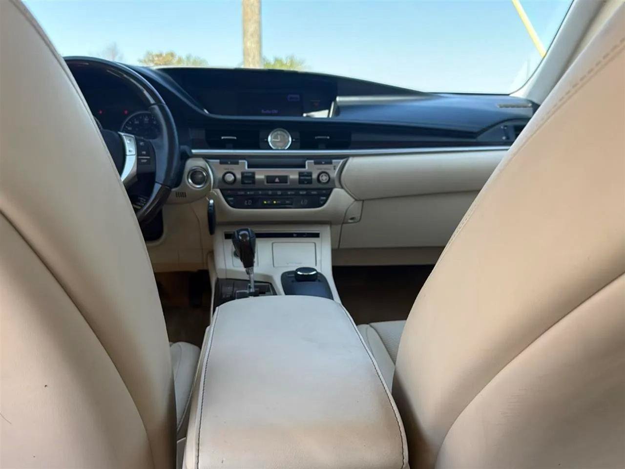 Used 2014 Lexus ES 350 w/ Premium Package FWD image 40