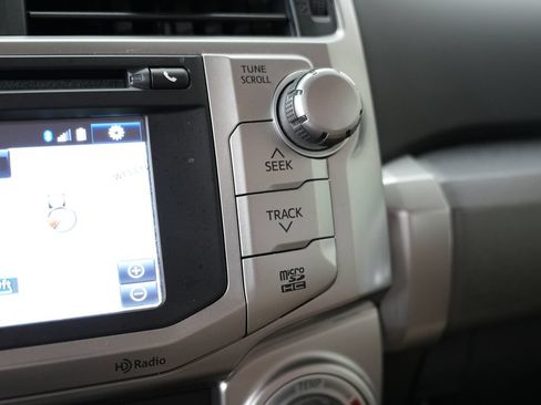 Used 2015 Toyota 4Runner SR5 AWD/4WD image 27