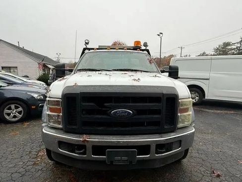 Used 2010 Ford F450 2WD Regular Cab Super Duty image 4