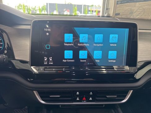 New 2026 Volkswagen Atlas Cross Sport SE AWD/4WD image 20