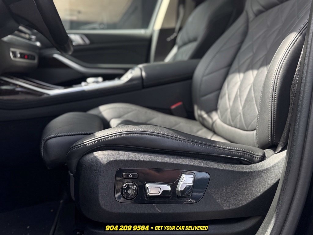 Used 2024 BMW X7 xDrive40i w/ Premium Package AWD/4WD image 15