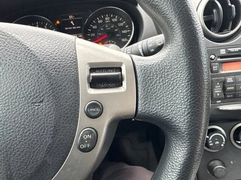 Used 2011 Nissan Rogue S AWD/4WD image 6