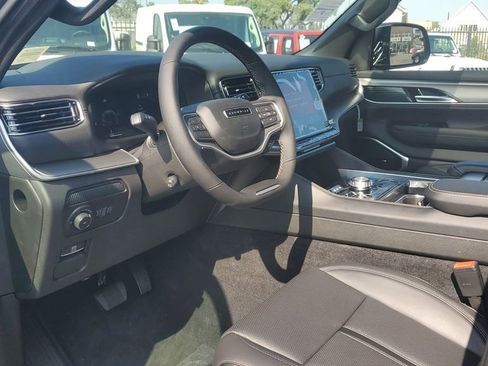 New 2025 Jeep Wagoneer Series II w/ Premium Group I image 20
