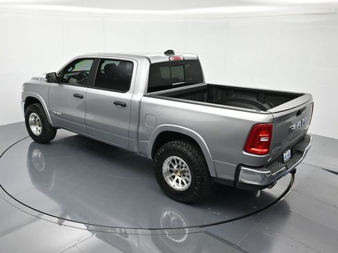 Used 2025 RAM 1500 Big Horn AWD/4WD image 33