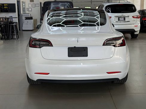 Used 2021 Tesla Model 3 Long Range AWD/4WD image 3