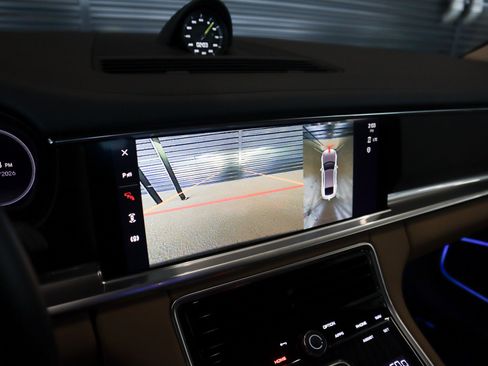 Certified 2023 Porsche Panamera 4 AWD/4WD image 21
