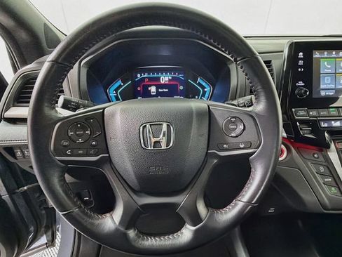 Used 2024 Honda Odyssey Sport image 15