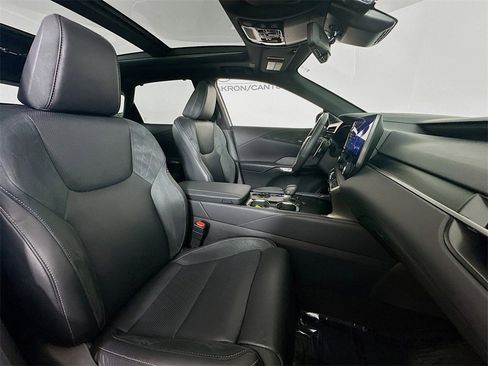 Used 2023 Lexus RX 350 image 32