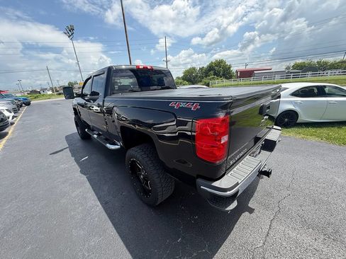 Used 2016 Chevrolet Silverado 2500 LT w/ LT Convenience Package AWD/4WD image 6