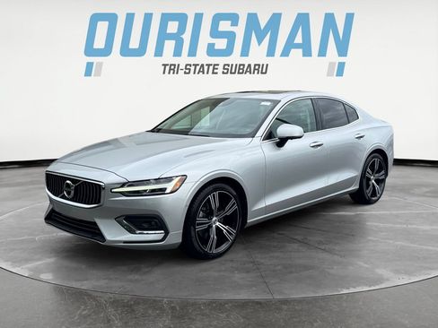 Used 2022 Volvo S60 B5 Inscription w/ Advanced Package AWD/4WD image 2