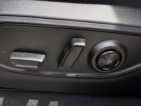 Used 2023 Jeep Grand Cherokee Altitude image 26