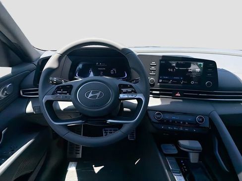 New 2026 Hyundai Elantra SEL Sport Premium FWD image 23
