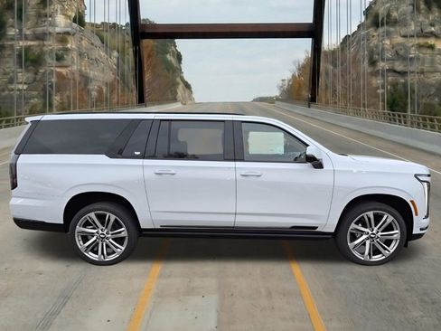 New 2026 Cadillac Escalade ESV Sport w/ Touring Package AWD/4WD image 13