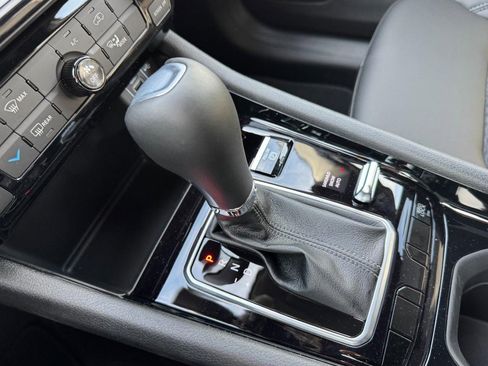 New 2026 Jeep Compass Latitude image 13