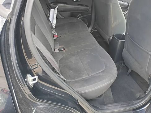 Used 2014 Kia Soul FWD image 16