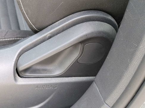 Certified 2022 Volkswagen Jetta S FWD image 23