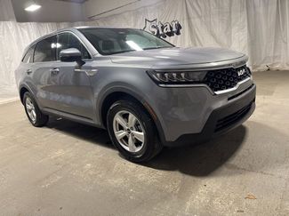 Used 2023 Kia Sorento LX video 1
